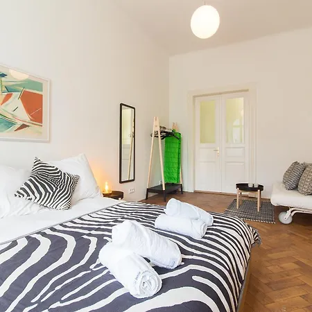 Διαμέρισμα Stylish Modern For 5 People By Easybnb